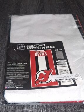 New Jersey Devils NHL Beach Towel - White & Red
